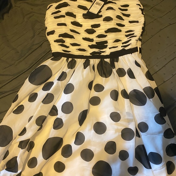 Guess poka dot dress - Picture 3 of 3